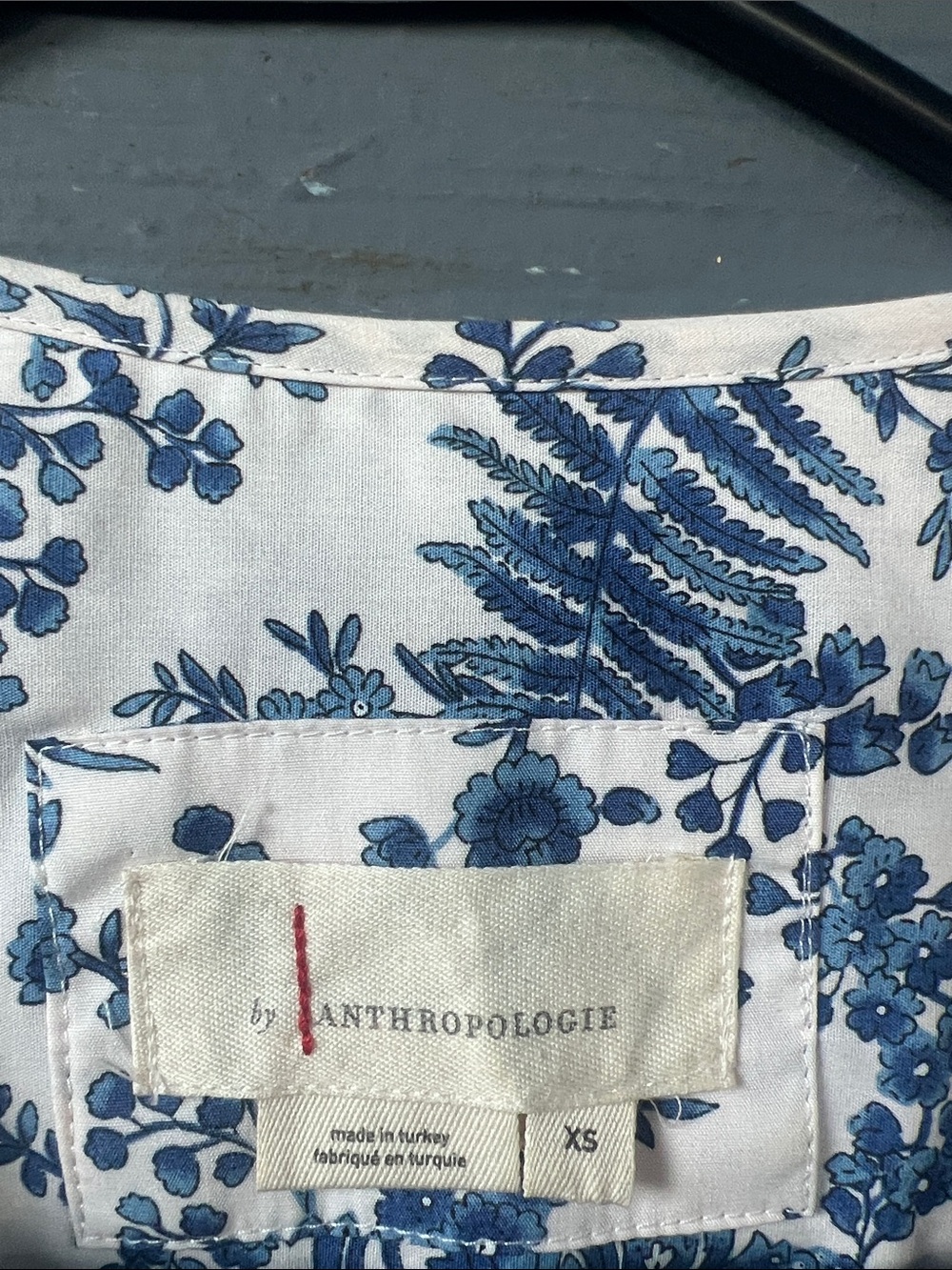 Anthropologie Blue and White Floral Somerset dress in XS - Picture 6 of 8